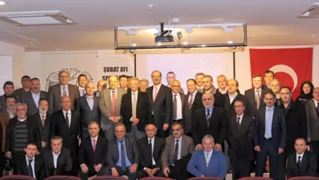 İstanbul’daki Konyalılar, “Bir Başkentin Başarı Öyküsü”nü Başkan Büyükhelvacıgil’den dinledi