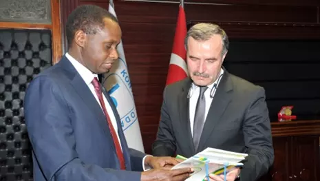 Ruanda Büyükelçisi Kayizari, Konya Sanayi Odası’nı ziyaret etti