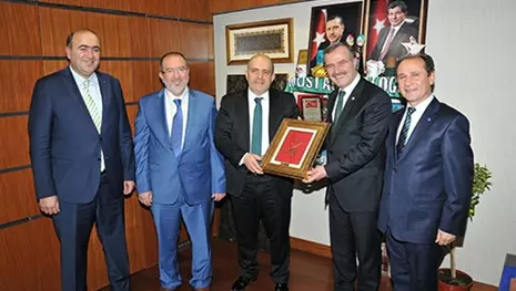 Konya milletvekillerini ziyaret eden KSO yönetiminden “Ekonomi ve Yeni Anayasa” vurgusu