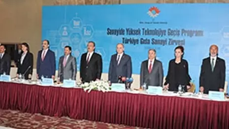 Kütükcü, Türkiye Gıda Sanayii Zirvesi'ne katıldı