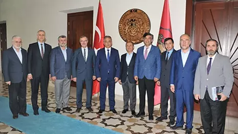 KSO Yönetim Kurulundan Vali Toprak'a hayırlı olsun ziyareti
