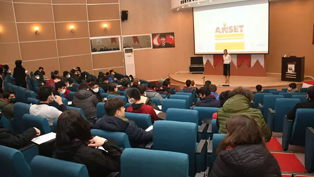 TİYATRO 5.jpg