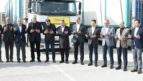 HATAY’A KURULACAK KONYA KONTEYNER KENTİN KONTEYNERLERİ DUALARLA GÖNDERİLDİ
