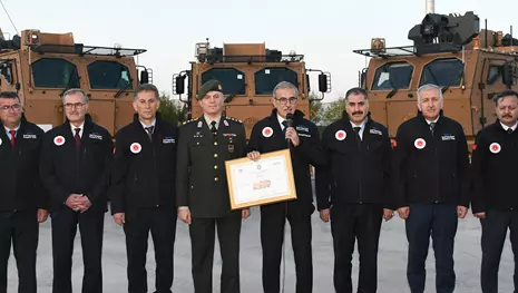 Başkan Büyükeğen, SSB Başkanı ile birlikte araç teslim törenine katıldı