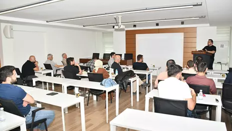 KSO’DAN, İHRACATÇILARA YÖNELİK “DIŞ TİCARETTE İSTİHBARAT EĞİTİMİ”